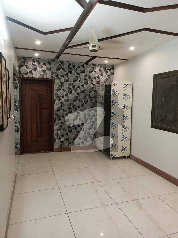 Prime Location 80 Square Yards Spacious House Is Available In Mehmoodabad Number 5 For sale