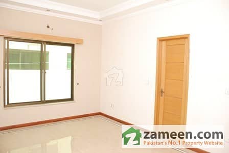 21 Marla Bungalow In Gulberg 3, At Prime Location, For Sale