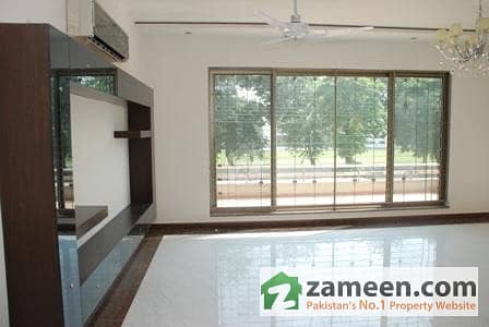 2 Kanal House In H Block, Gulberg III, At Prime Location For Sale