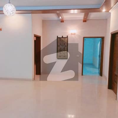 1 Kanal lower lock upper portion for rent in DHA phase 8 ex Air Avenue