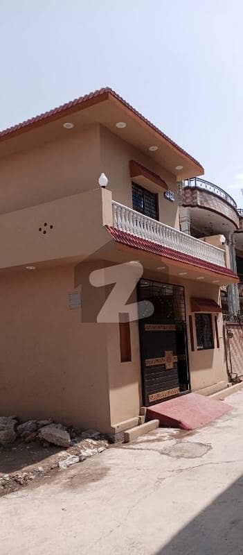 آفیسر کالونی میسرائل روڈ,راولپنڈی میں 2 کمروں کا 5 مرلہ مکان 1.35 کروڑ میں برائے فروخت۔
