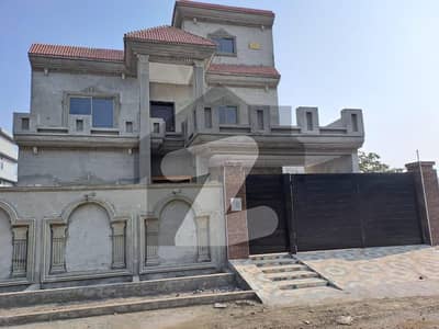 16 Marla Brand New House LDA Approved Next To Park Near to Main Boulevard