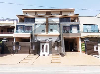 10 Marla House Double Unit 65 Ft Road For SALE In Johar Town Hot