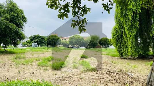4 Kanal Plot No-3247+3248+3249+3250 Ideal Location Residential Plot For Sale 100"Ft Road Investor Rate In DHA Phase 7 Top Location