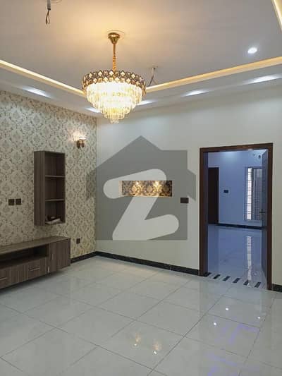 7.5 Marla Brand New Lavish House For Sale in Lake City Lahore