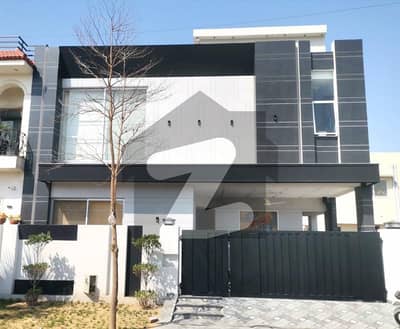 10 Marla Luxury House Brand New For Sale