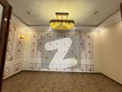 1 Kanal Spacious House Available In Marghzar Officers Colony For sale