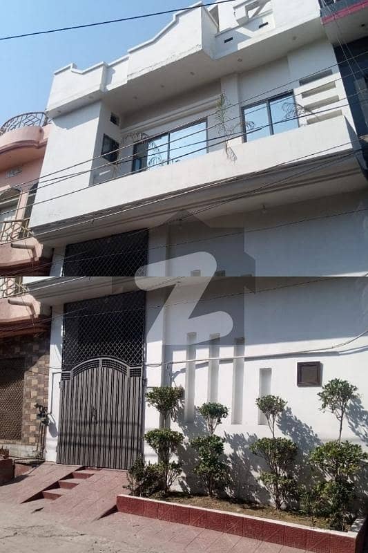 This Is Your Chance To Buy House In Gulistan Colony No 1