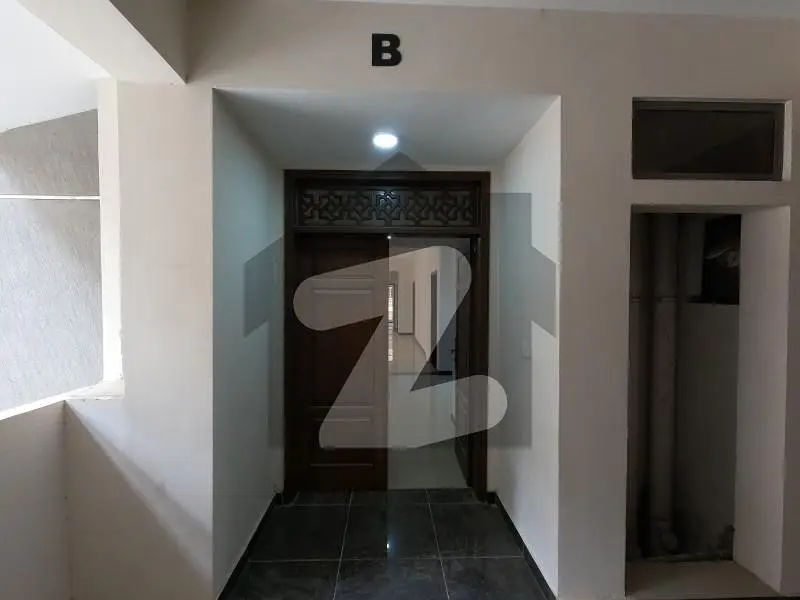 3000 Square Feet Flat In Stunning Askari 5 - Sector J Is Available For sale