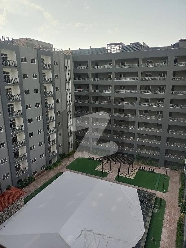 F-18 Faisal Town The Gate Mall And Residencia Apartment