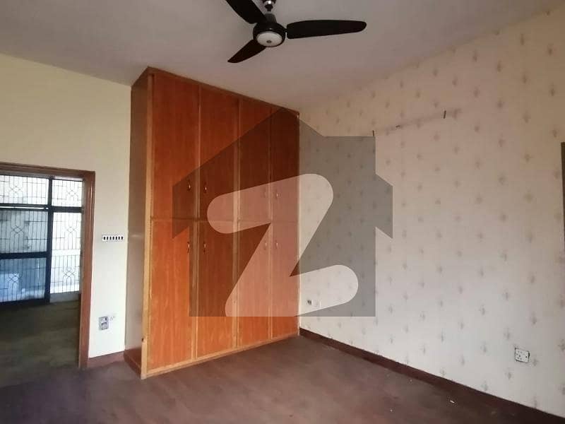 House For sale Situated In Gulshan-e-Ravi - Block E