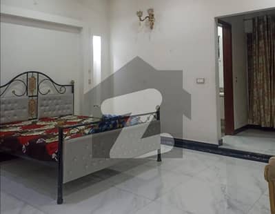 ماڈل ٹاؤن ۔ بلاک ایف ماڈل ٹاؤن,لاہور میں 5 کمروں کا 2 کنال مکان 16.0 کروڑ میں برائے فروخت۔