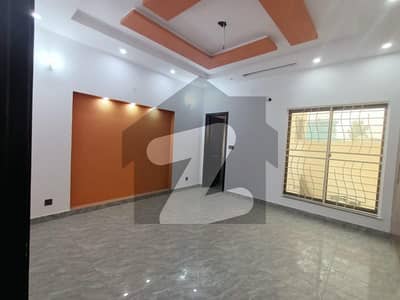 Premium Prime Location 32 Marla Upper Portion Is Available For Rent In EME Society