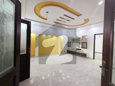 ای ایم ای سوسائٹی ۔ بلاک سی ای ایم ای سوسائٹی,لاہور میں 6 کمروں کا 1 کنال مکان 14.45 کروڑ میں برائے فروخت۔