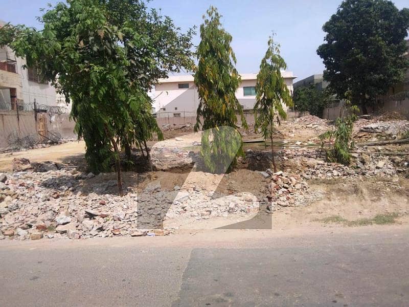 On 70 Ft Rd- 1 Kanal Top Location Plot No- 1450 Block Y Phase 7 DHA Lahore For Urgent Sale