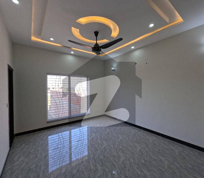 LUXURY 8 MARLA BRAND NEW HOUSE FOR SALE BAHRIA ORCHARD LAHORE
