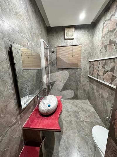 ای ایم ای سوسائٹی ۔ بلاک ایف ای ایم ای سوسائٹی,لاہور میں 5 کمروں کا 1 کنال مکان 8.95 کروڑ میں برائے فروخت۔