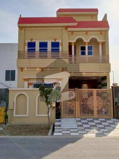 Royal Palm City - Block D House For sale Sized 5 Marla