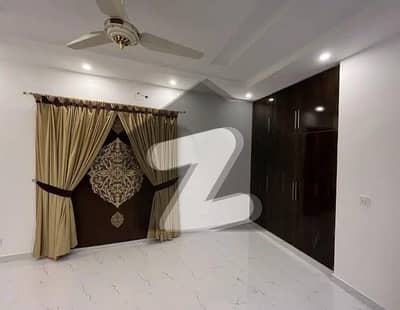 One Kanal Full House For Rent In Phase 3 Block Z DHA Lahore