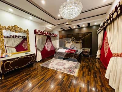 گارڈن ٹاؤن لاہور میں 6 کمروں کا 2 کنال مکان 16.0 کروڑ میں برائے فروخت۔