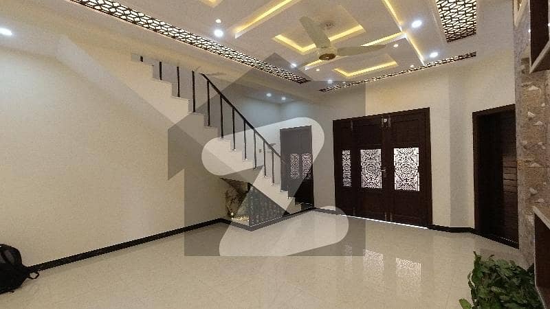 ڈی ۔ 12 اسلام آباد میں 6 کمروں کا 11 مرلہ مکان 2.5 لاکھ میں کرایہ پر دستیاب ہے۔