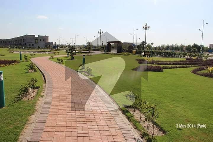 Bahria orchard plot no 678#C facing park possession utility paid for sale
