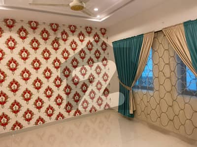 سٹی ہاؤسنگ سوسائٹی سیالکوٹ میں 5 کمروں کا 10 مرلہ مکان 90.0 ہزار میں کرایہ پر دستیاب ہے۔