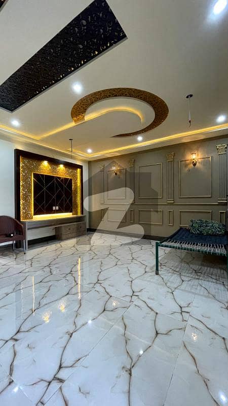 11 Marla Beautifully Designed House For Sale At Valencia Town Lahore