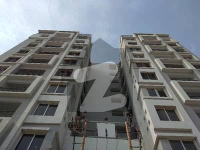 West Open Flat Sized 2200 Square Feet In Gulistan-E-Jauhar - Block 7