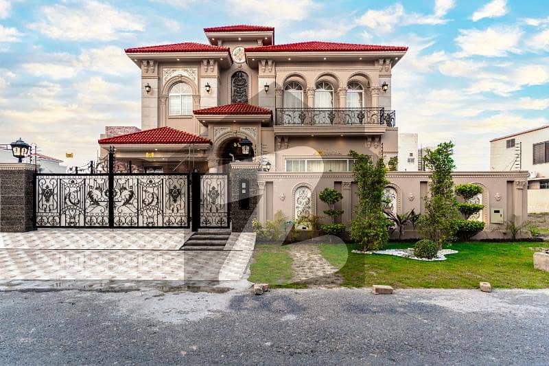 One Kanal Spanish Villa For Sale at hot Location Near KFC & H Park DHA Raya
