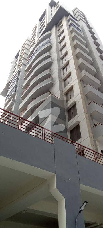 Callachi Cooperative Housing Society Flat Sized 1600 Square Feet For sale