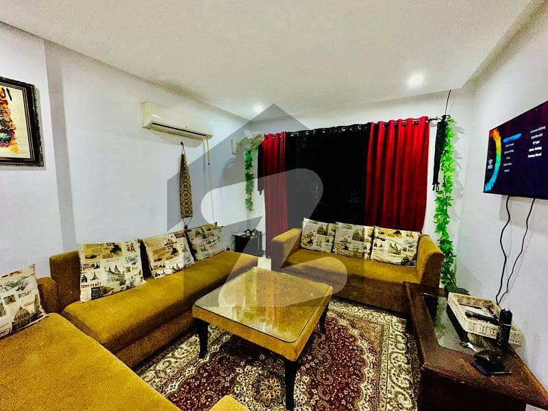 One Bedroom Fully Furnished Luxury Apartment For Rent in Bahria Town Phase 8, "Bahria Heights IV (6)".