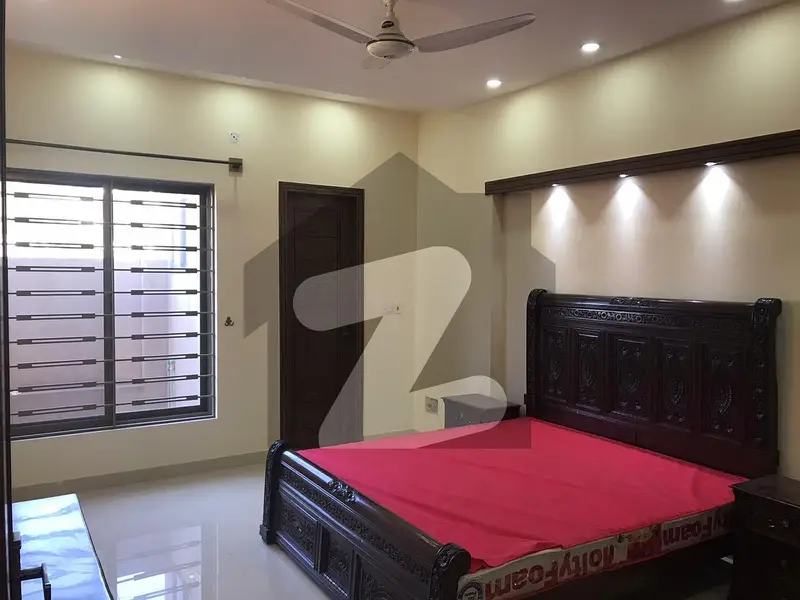 10 Mark House Available For Rent In Bahria Town