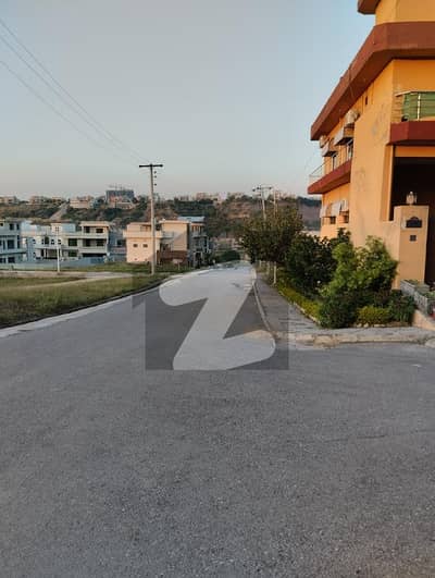 10 Marla Plot for sale zaraj housing society Islamabad