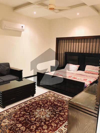 ڈی ایچ اے فیز 1 - بلاک ڈی فیز 1,ڈیفنس (ڈی ایچ اے),لاہور میں 4 کمروں کا 10 مرلہ مکان 3.9 کروڑ میں برائے فروخت۔