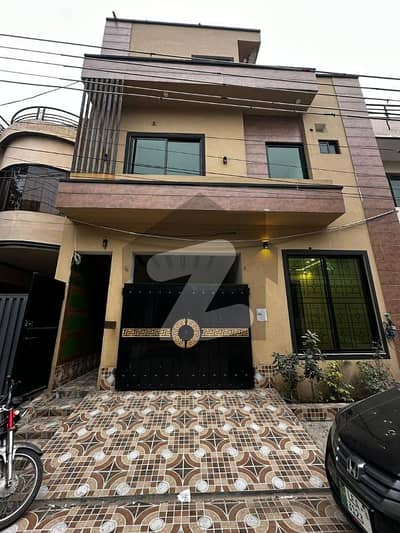 5 Marla Beautifully Designed House For Sale At Wapda Town Lahore