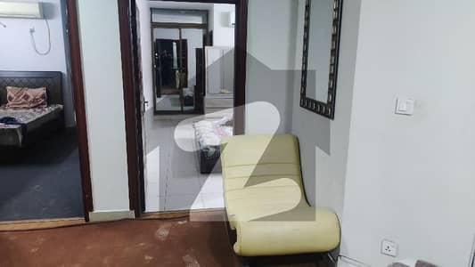 فیصل ٹاؤن - ایف ۔ 18 اسلام آباد میں 2 کمروں کا 5 مرلہ فلیٹ 60.0 ہزار میں کرایہ پر دستیاب ہے۔