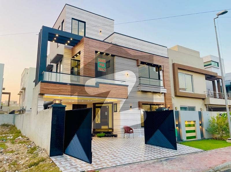 10 Marla House For Sale In Oversead Block Bahria Town Lahore