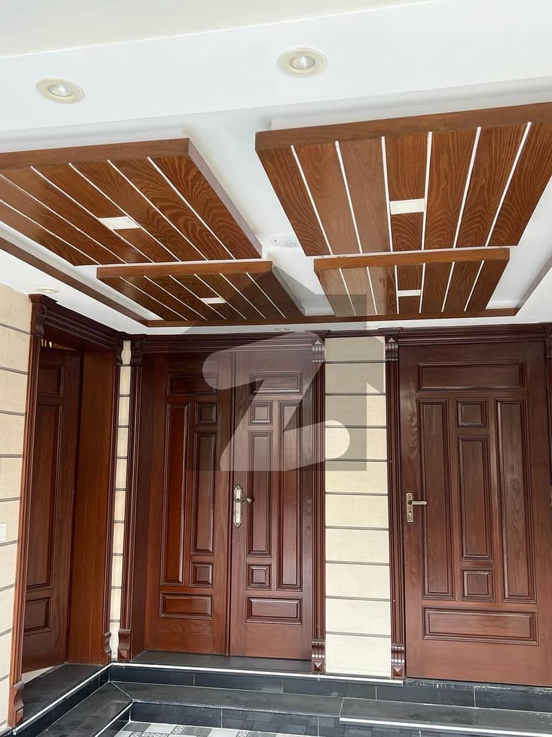 House For sale in Bahria town House For sale in Bahria town