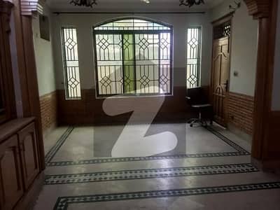 جی ۔ 11 اسلام آباد میں 3 کمروں کا 4 مرلہ مکان 1.0 لاکھ میں کرایہ پر دستیاب ہے۔