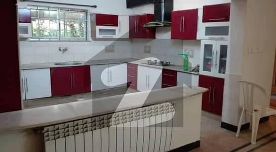 Ideal Prime Location House In G-13 Available For Rs. 92500000