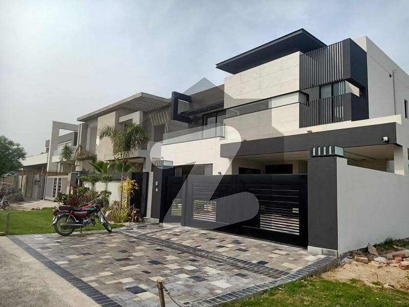 ONE KANAL Bungalow for Rent in DHA phase 6