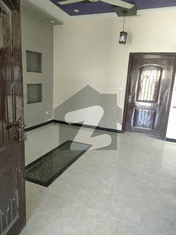 vip singl storey house for rent osma street 
defince road