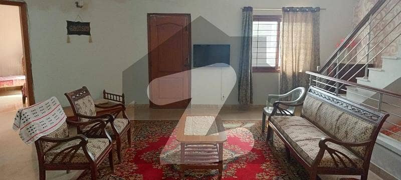 ڈی ایچ اے فیز 4 ڈی ایچ اے ڈیفینس,کراچی میں 5 کمروں کا 12 مرلہ مکان 7.85 کروڑ میں برائے فروخت۔