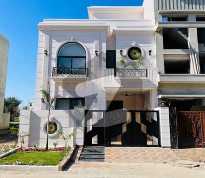 Classic Elevation House 5 Marla In FF Block For Sale In Phase 3 Wafi Citi