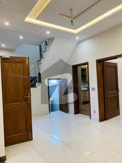 5 Marla Beautiful House Available For Sale In Bahria Town Phase 8