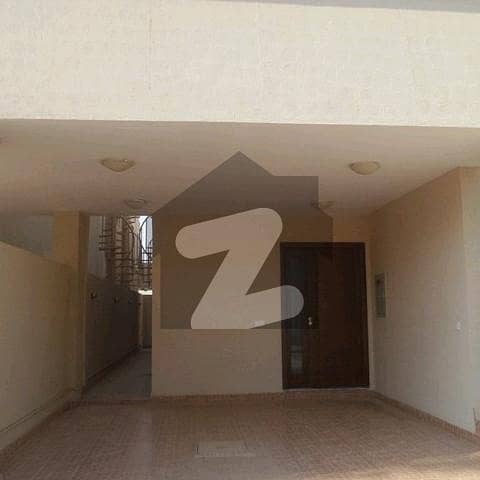 بحریہ ٹاؤن - پریسنٹ 10-اے بحریہ ٹاؤن کراچی,کراچی میں 3 کمروں کا 8 مرلہ مکان 1.74 کروڑ میں برائے فروخت۔