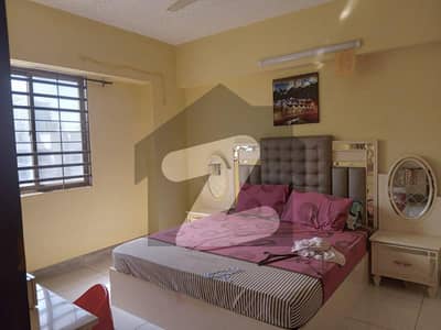 نارتھ ناظم آباد ۔ بلاک بی نارتھ ناظم آباد,کراچی میں 4 کمروں کا 8 مرلہ فلیٹ 65.0 ہزار میں کرایہ پر دستیاب ہے۔
