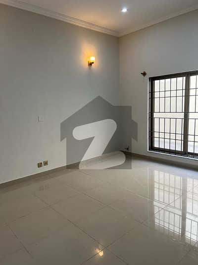 3 Bedroom Bright Basement To Rent In Posh And Central Area Of Islamabad. 3 Bed/2 Bathroom, Open Kitchen, Lounge, Servant Quarter With Bathroom