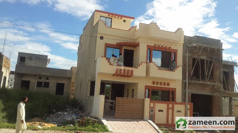 6 Marla ( 25 X 54 ) Triple Storey House For Sale In Sector J Ideal Location